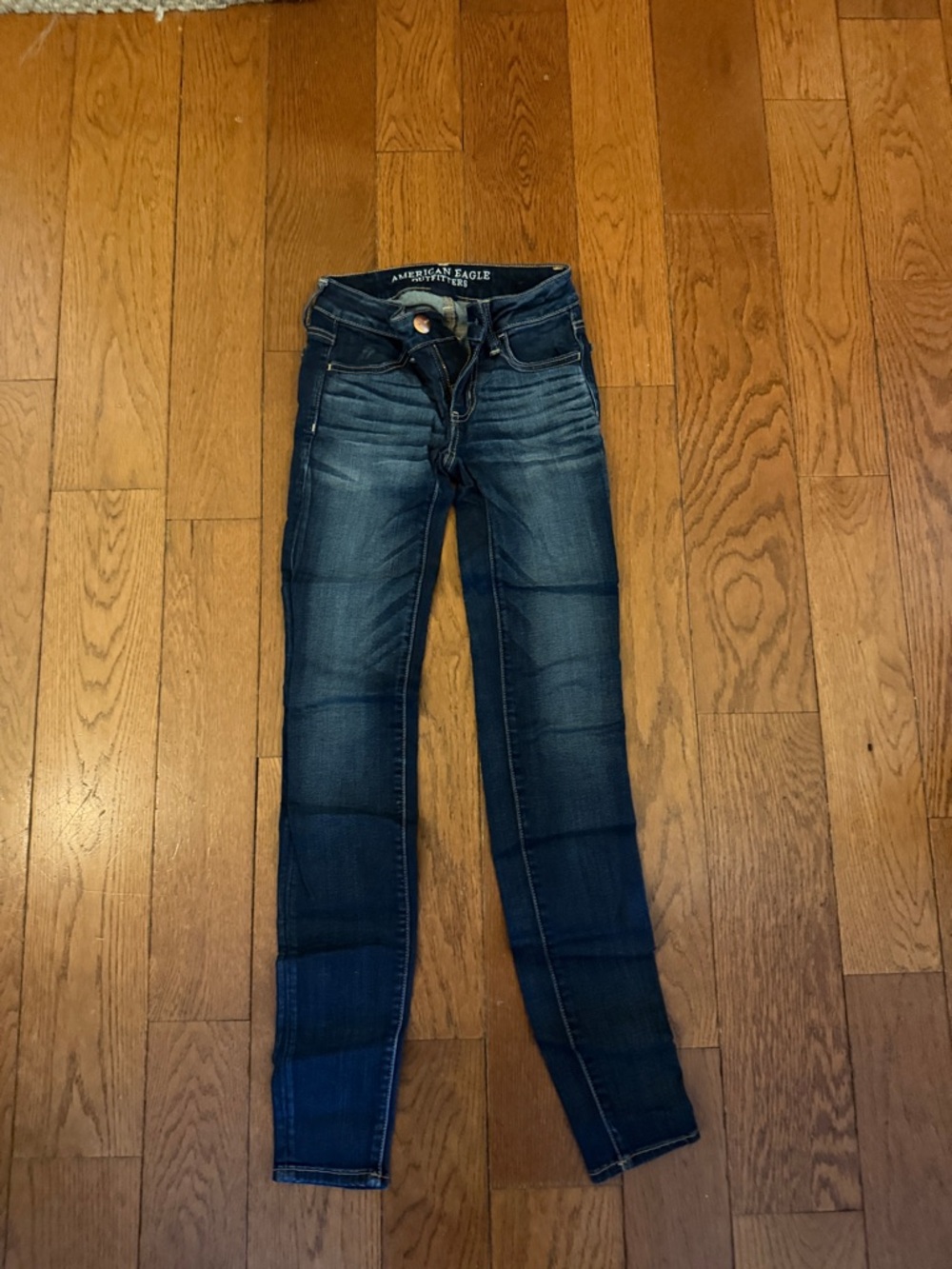 American Eagle Outfitters Dark Blue Women’s Skinny Jeans